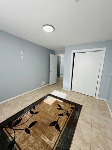 2627 W Hadden Ave, Wichita, KS 67217