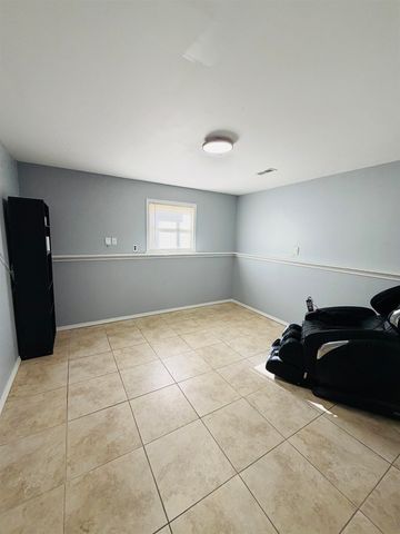 2627 W Hadden Ave, Wichita, KS 67217