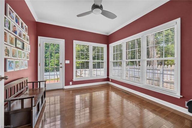 208 Cotswold Lane, King, NC 27021