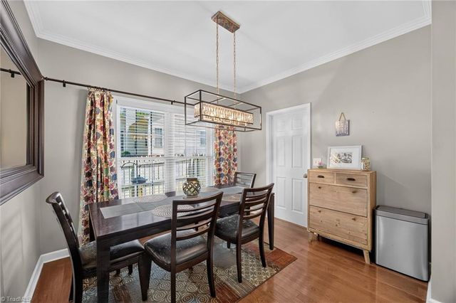208 Cotswold Lane, King, NC 27021