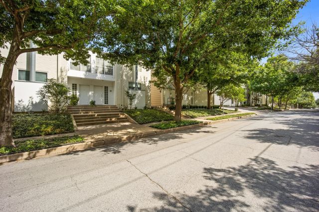 4134 Travis Street 11, Dallas, TX 75204