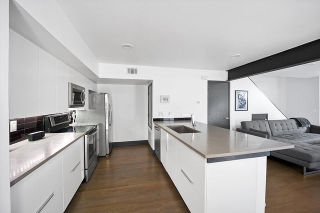 4134 Travis Street 11, Dallas, TX 75204