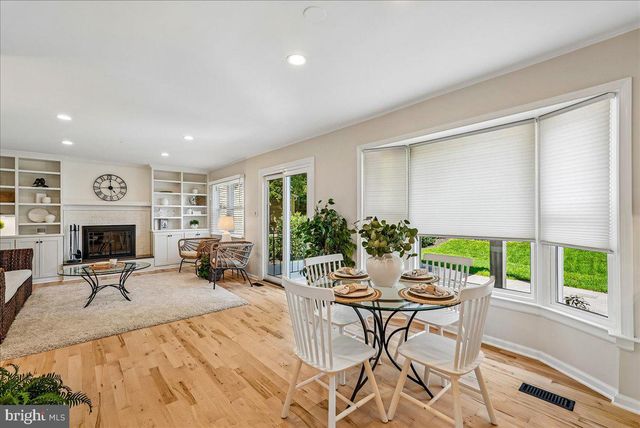 3632 GREAT LAUREL LN, Fairfax, VA 22033