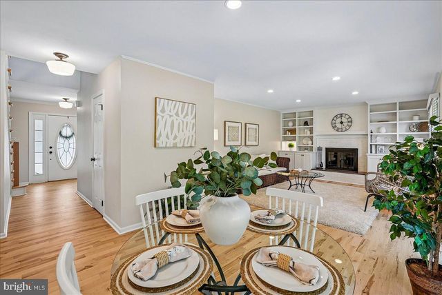 3632 GREAT LAUREL LN, Fairfax, VA 22033