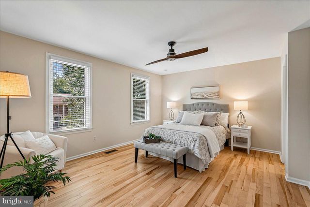 3632 GREAT LAUREL LN, Fairfax, VA 22033
