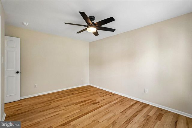3632 GREAT LAUREL LN, Fairfax, VA 22033