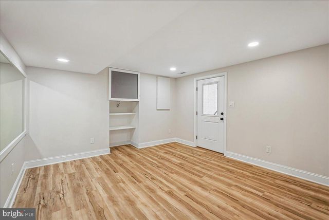 3632 GREAT LAUREL LN, Fairfax, VA 22033