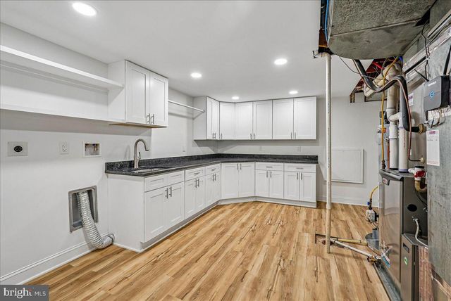 3632 GREAT LAUREL LN, Fairfax, VA 22033