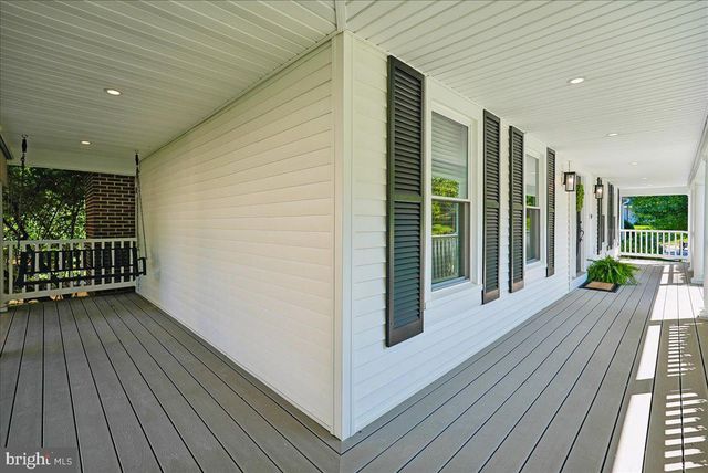 3632 GREAT LAUREL LN, Fairfax, VA 22033