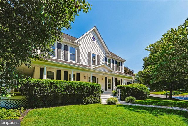 3632 GREAT LAUREL LN, Fairfax, VA 22033