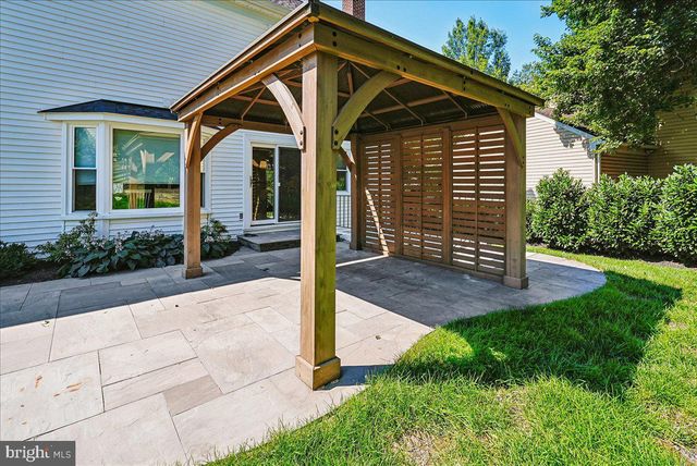3632 GREAT LAUREL LN, Fairfax, VA 22033