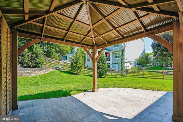 3632 GREAT LAUREL LN, Fairfax, VA 22033