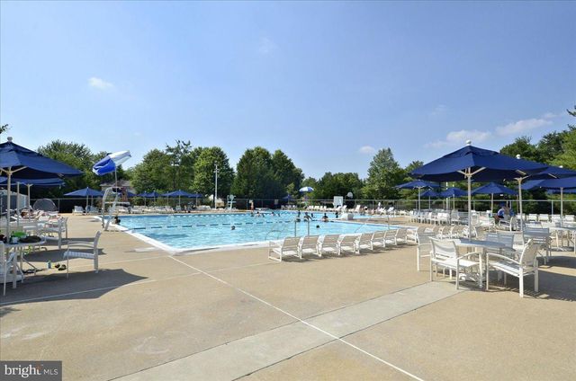 3632 GREAT LAUREL LN, Fairfax, VA 22033