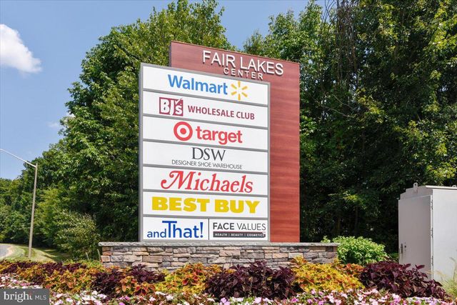 3632 GREAT LAUREL LN, Fairfax, VA 22033