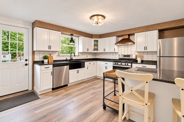 28 Kelley Road, Plaistow, NH 03865