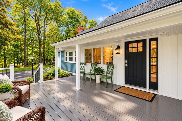 28 Kelley Road, Plaistow, NH 03865