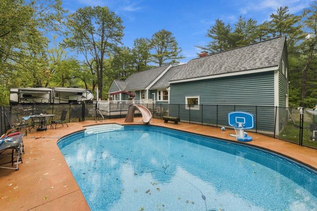 28 Kelley Road, Plaistow, NH 03865