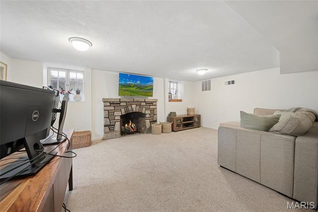 7848 Stanford Avenue, University City, MO 63130