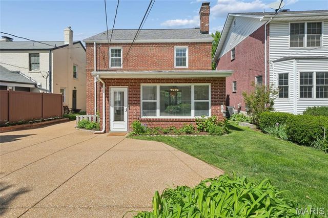 7848 Stanford Avenue, University City, MO 63130