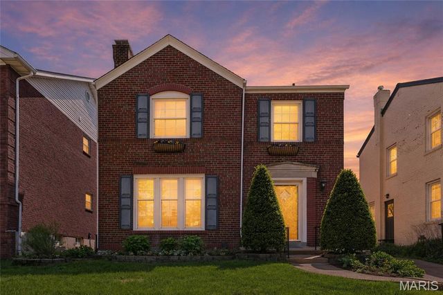 7848 Stanford Avenue, University City, MO 63130