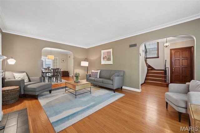 7848 Stanford Avenue, University City, MO 63130