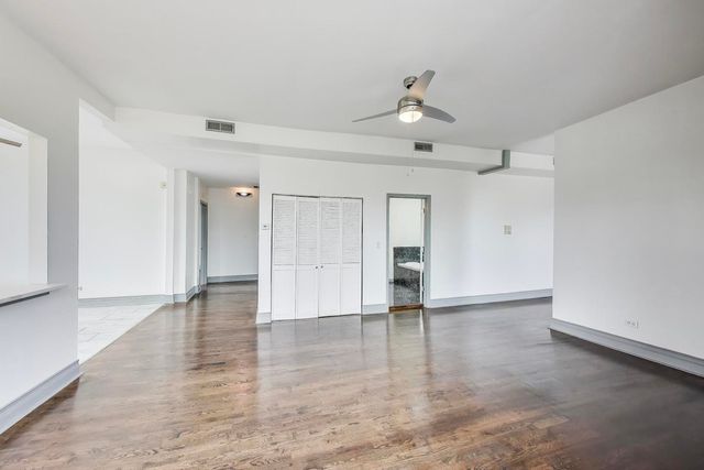 737 E 50th Street 4, Chicago, IL 60615