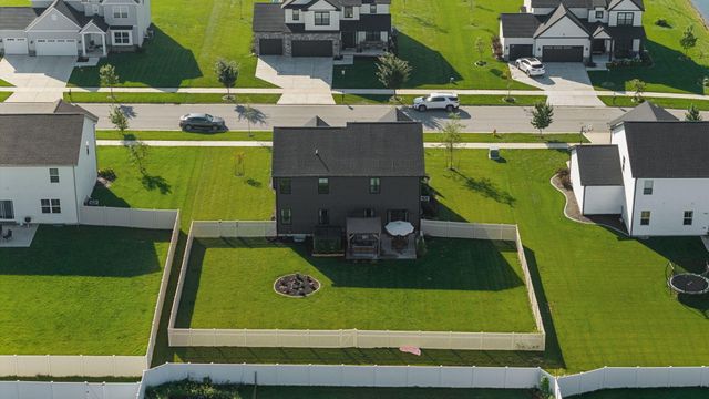 11271 Elkhart Circle, Crown Point, IN 46307
