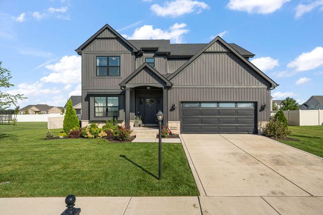 11271 Elkhart Circle, Crown Point, IN 46307