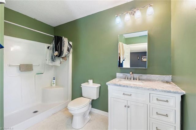489 Eddinger Road, Thomasville, NC 27360