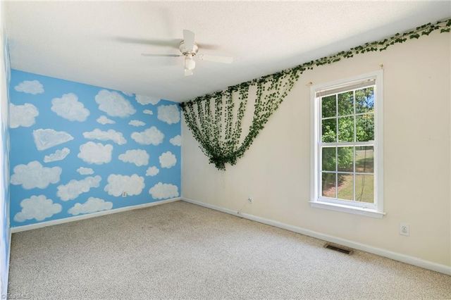 489 Eddinger Road, Thomasville, NC 27360