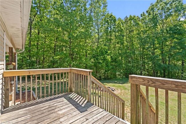 489 Eddinger Road, Thomasville, NC 27360