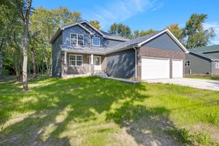 460 N School Street, Braidwood, IL 60408