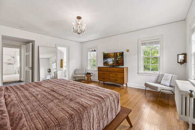 1122 Mount Curve Avenue, Minneapolis, MN 55403