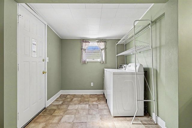 302 Exchange Street, Marshall, MI 49068