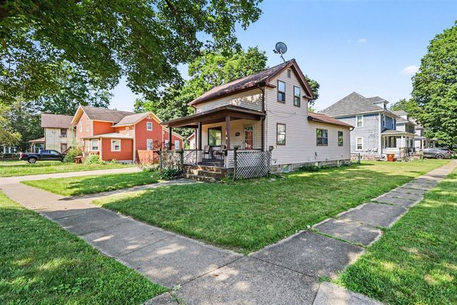 302 Exchange Street, Marshall, MI 49068