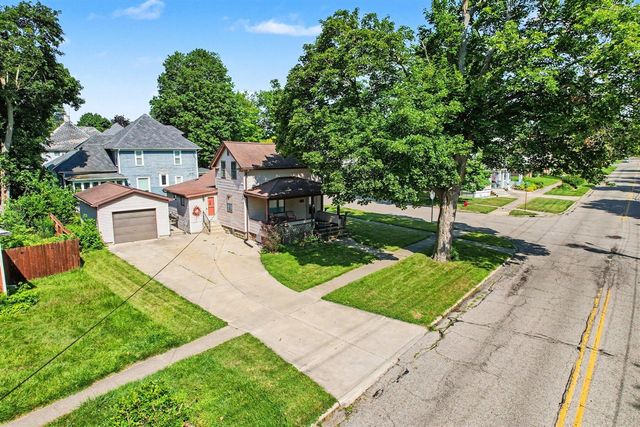 302 Exchange Street, Marshall, MI 49068