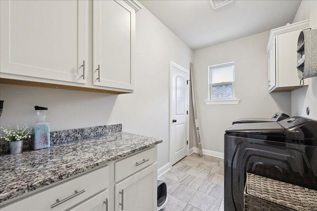 213 Zachary Lane, Bridge City, TX 77611