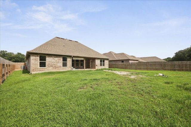 213 Zachary Lane, Bridge City, TX 77611