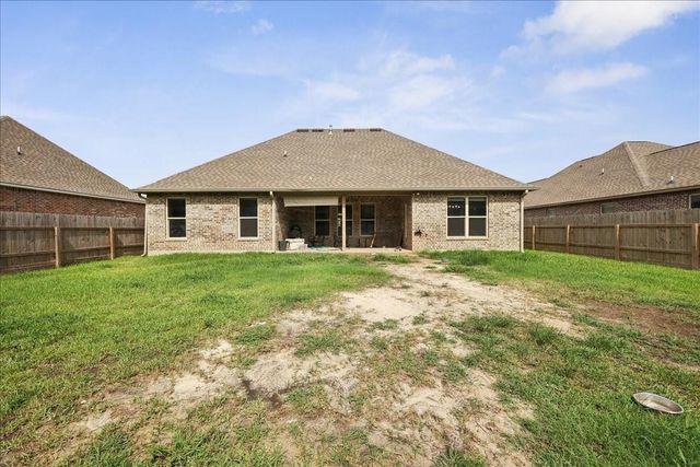 213 Zachary Lane, Bridge City, TX 77611