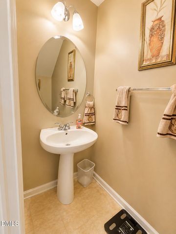 8129 Wesley Farm Drive, Raleigh, NC 27616