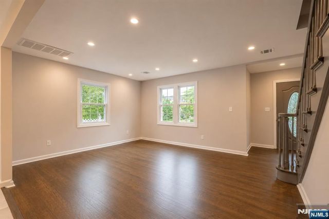 345 2nd Avenue, Garwood, NJ 07027
