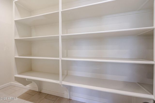 14090 W OLD OAK Lane, Surprise, AZ 85379