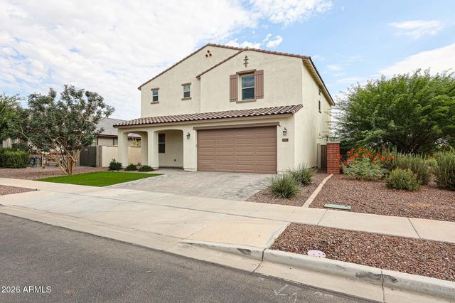 14090 W OLD OAK Lane, Surprise, AZ 85379