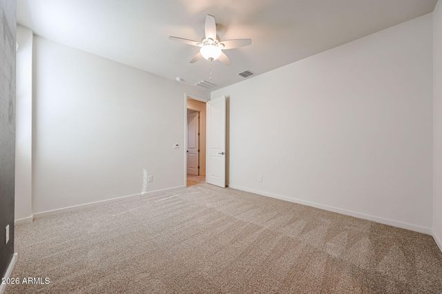14090 W OLD OAK Lane, Surprise, AZ 85379