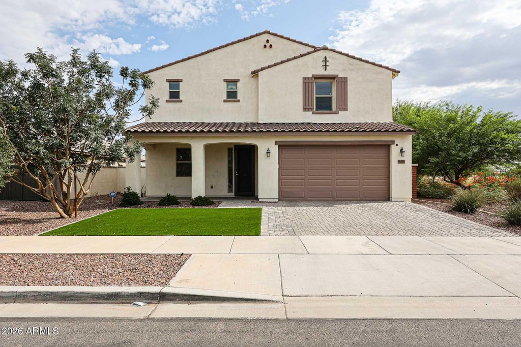 14090 W OLD OAK Lane, Surprise, AZ 85379