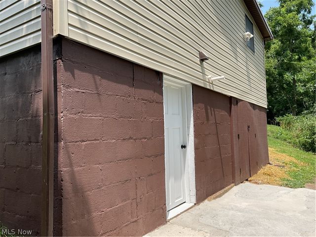 1405 Ridgeway Avenue, Parkersburg, WV 26101