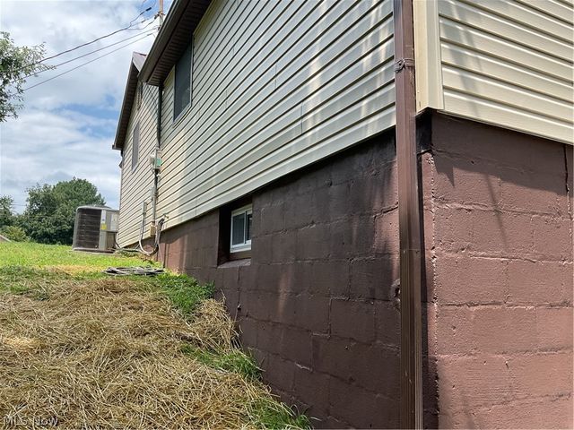 1405 Ridgeway Avenue, Parkersburg, WV 26101
