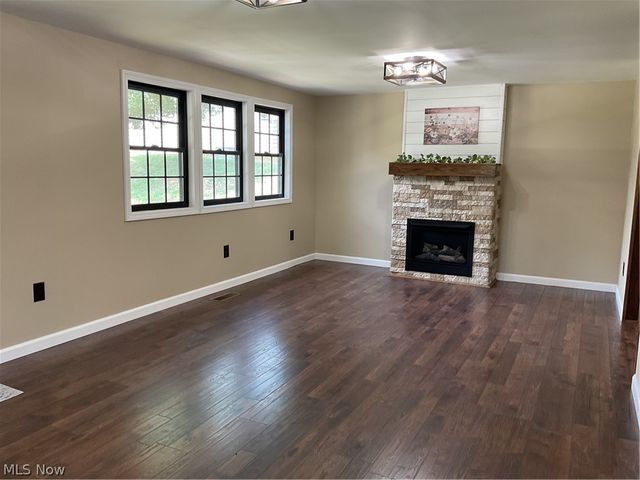 1405 Ridgeway Avenue, Parkersburg, WV 26101