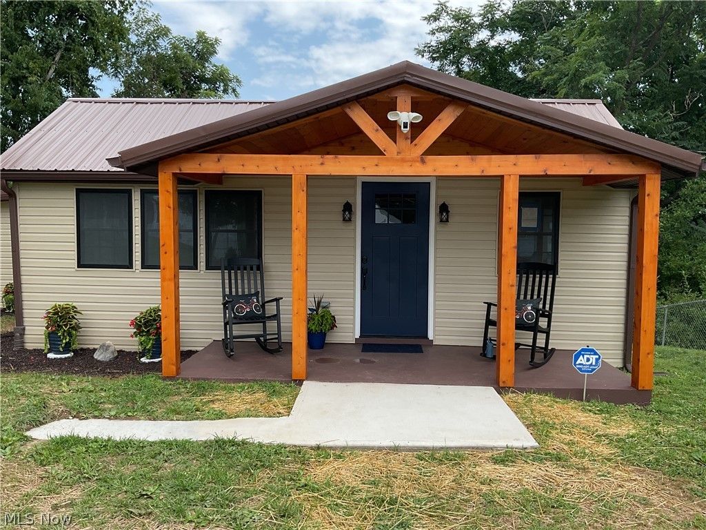 1405 Ridgeway Avenue, Parkersburg, WV 26101