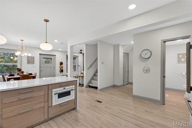 3120 Gurney Avenue, St Louis, MO 63116